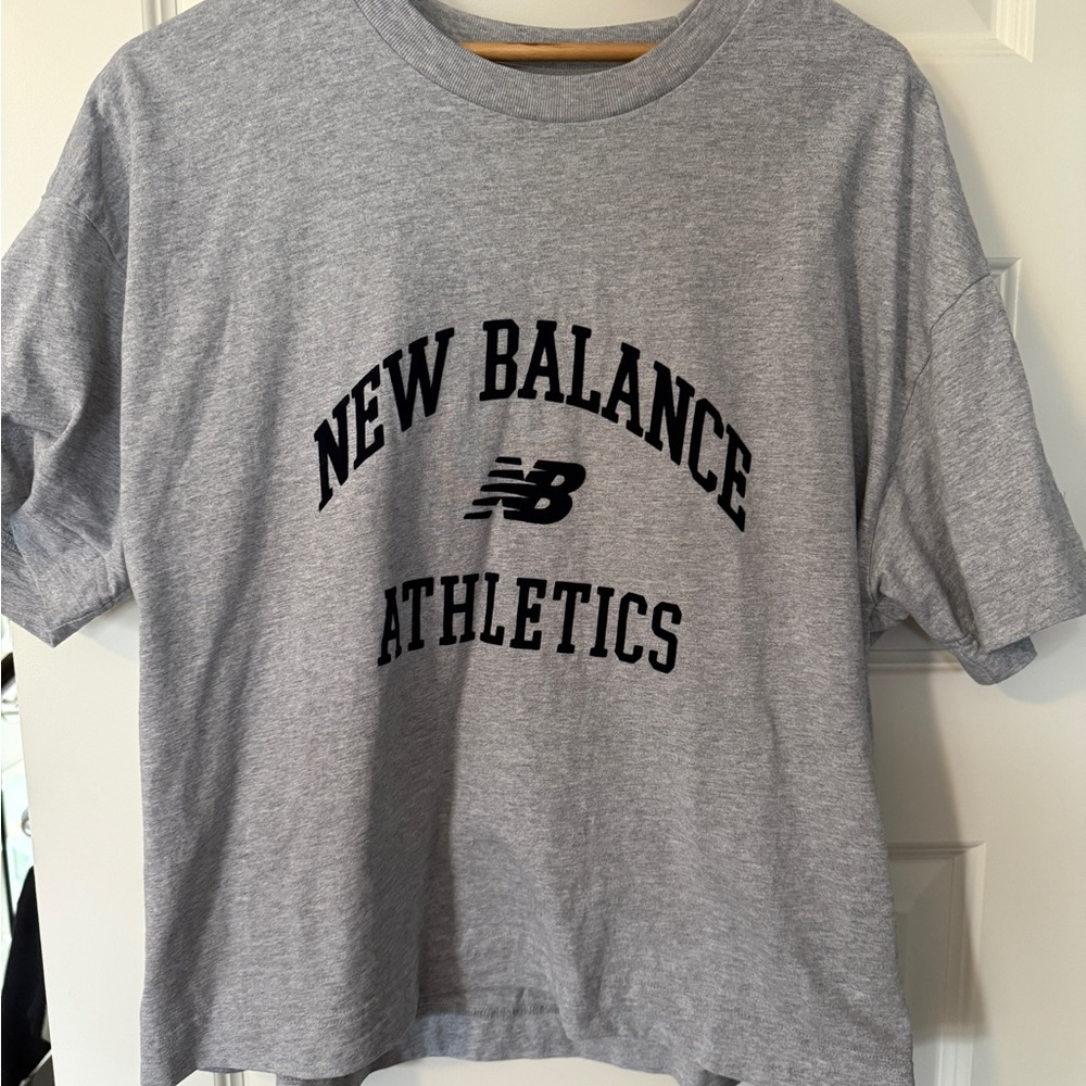 Women’s New Balance Gray Crop Athletic T-Shirt